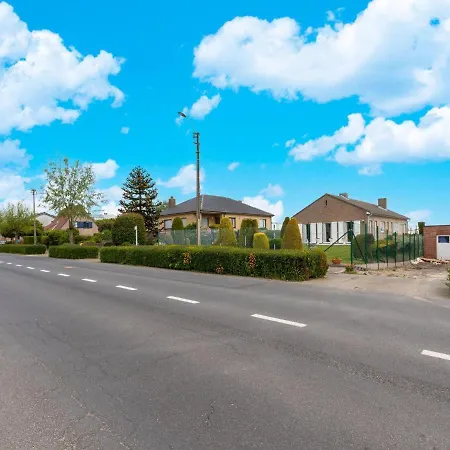 Villa Sunny In Only 700 M From The Sea